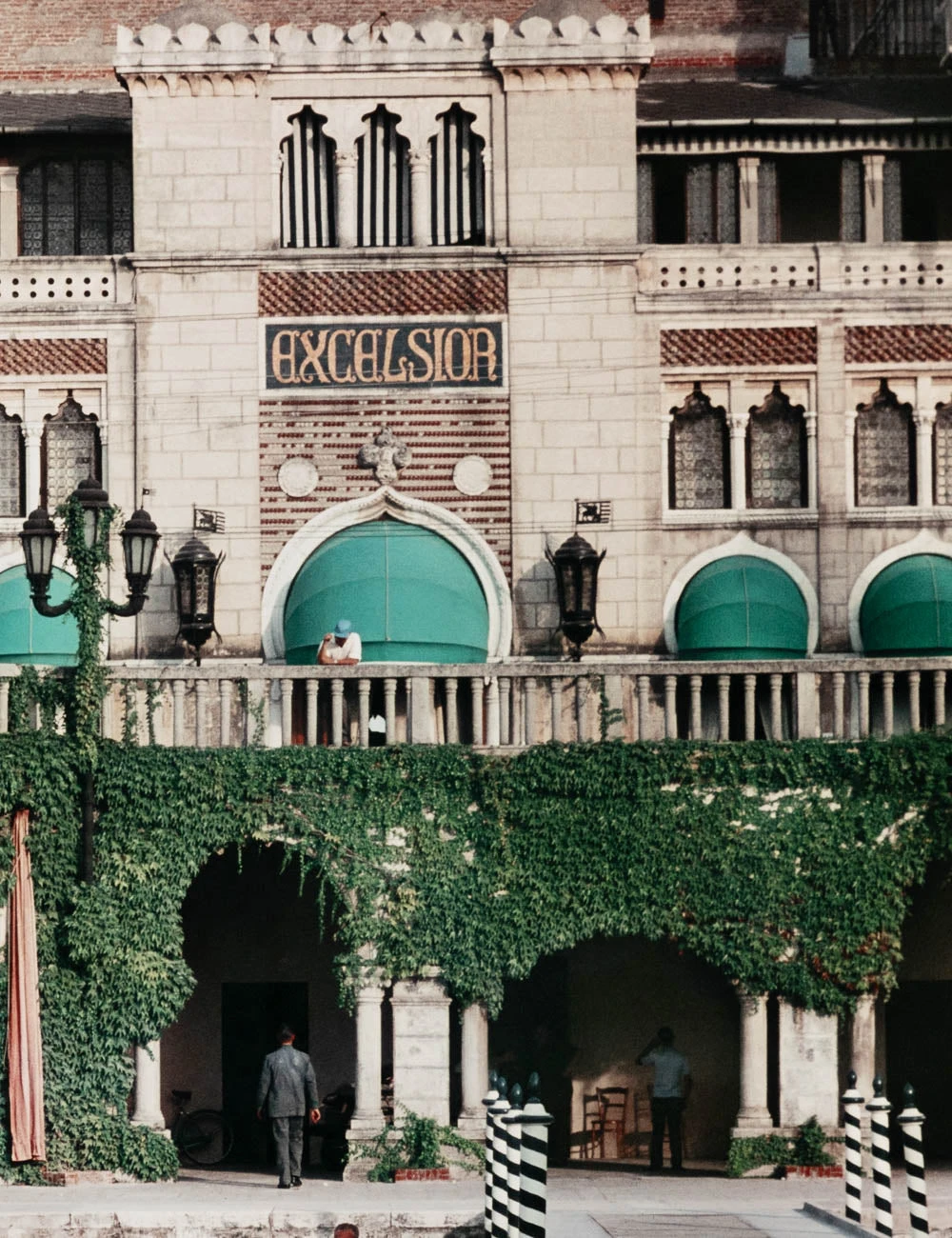 Westin Exclesior Photography Print By Slim Aarons 7 Westin Exclesior Photography Print By Slim Aarons - Image 5