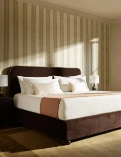 Paradiso Grasscloth Wallpaper By Jake Arnold -Home Decor Sale 4 BedroomII FullStyled Paradiso WALLPAPER DELLERRUG Olive 6607 SITE CROP LIFESTYLE 6e54eeb8 ab91 412b a244 a452ec583fc8