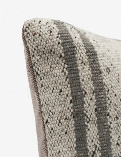 Taleen Vintage Lumbar Pillow -Home Decor Sale A0654341 9846