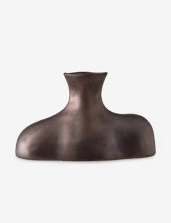 Tilbury Vase By Arteriors