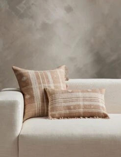 Kavia Pillow 31 Kavia Pillow -Home Decor Sale CourseSilkPillow 0829 SITECROP 2 9b05682c 1eed 4a63 859a d598053f57e3