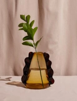 Betta Vase By Meso -Home Decor Sale DiegoOliveroproducto0683