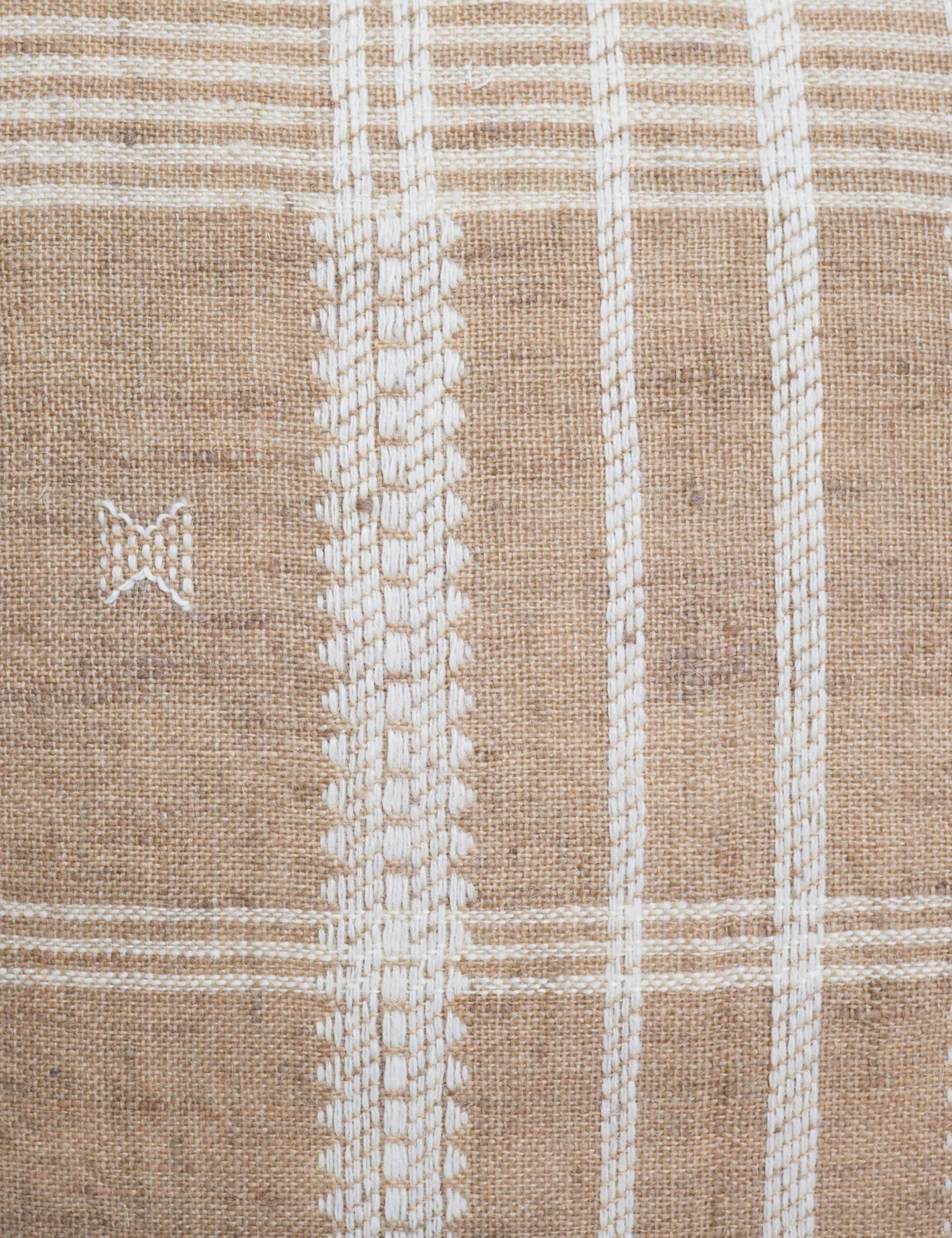 Kavia Pillow 15 Kavia Pillow - Image 13