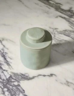 Julep Butter Keeper By Sarah Sherman Samuel -Home Decor Sale Lulu and Georgia JulepButterBellbySarahShermanSamuel GreenSpeckle A0658984 3 Product