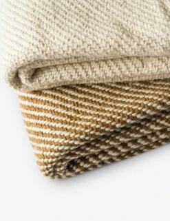 Sandvik Throw -Home Decor Sale Lulu and Georgia 1003071 SET01 Product