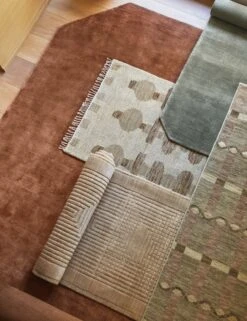 Damara Hand-Loomed Rug -Home Decor Sale Lulu and Georgia 10 SpringRugGallery 3404 SITE CROP LIFESTYLE