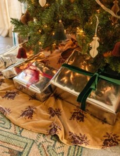 Montreal Velvet Tree Skirt -Home Decor Sale Lulu and Georgia 2 LivingIII 0169 Site Crop LIFESTYLE