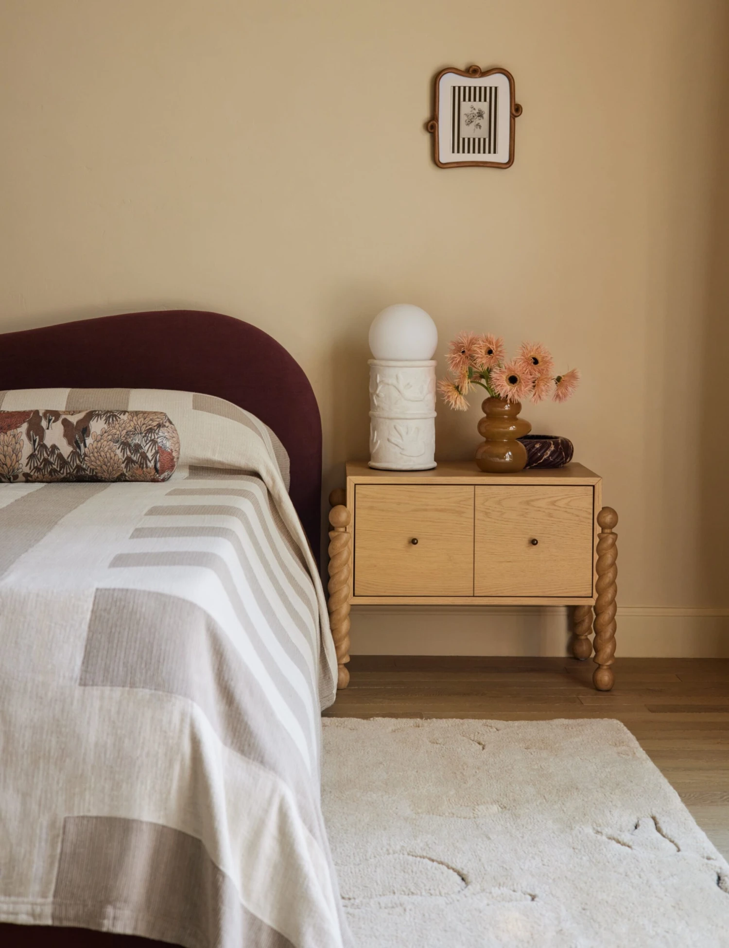 Omondi Vase 5 Omondi Vase - Image 3