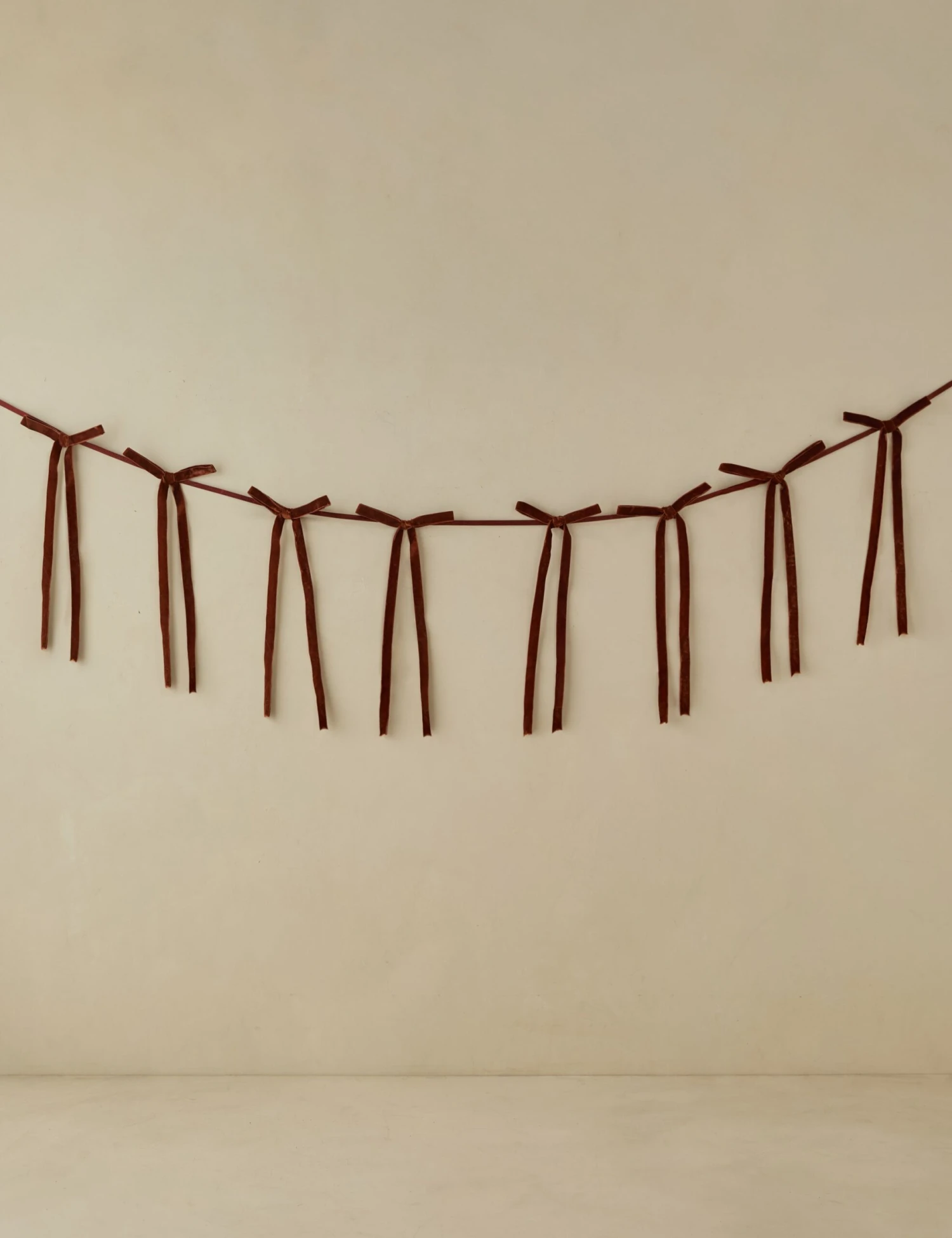 Danita Velvet Garland 6 Danita Velvet Garland - Image 4