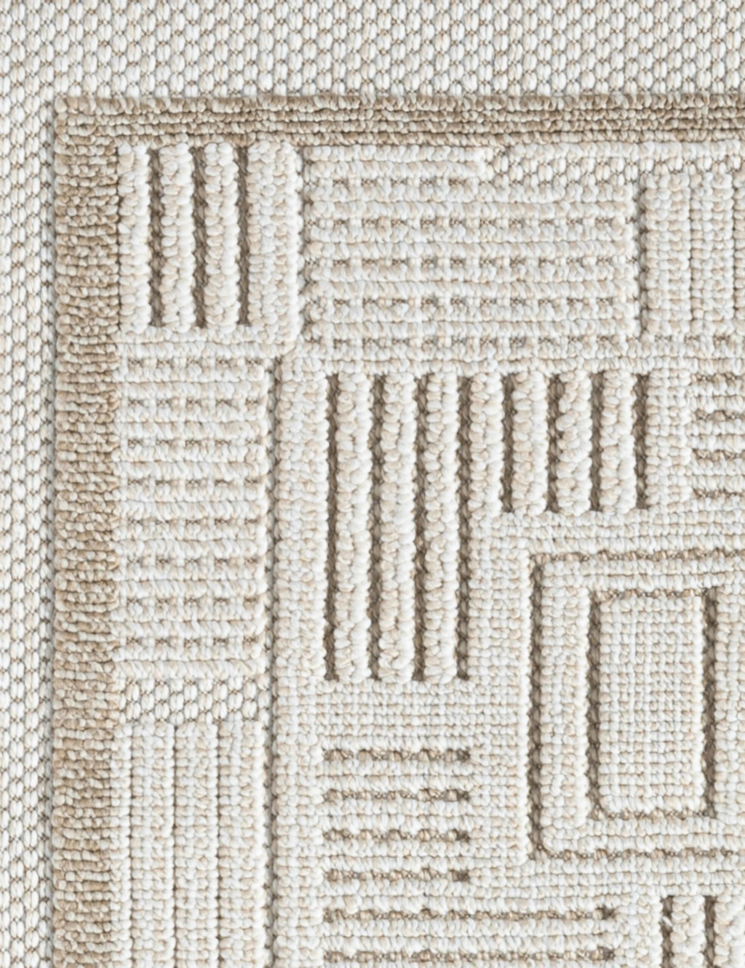 Regan Indoor / Outdoor Rug 5 Regan Indoor / Outdoor Rug - Image 3