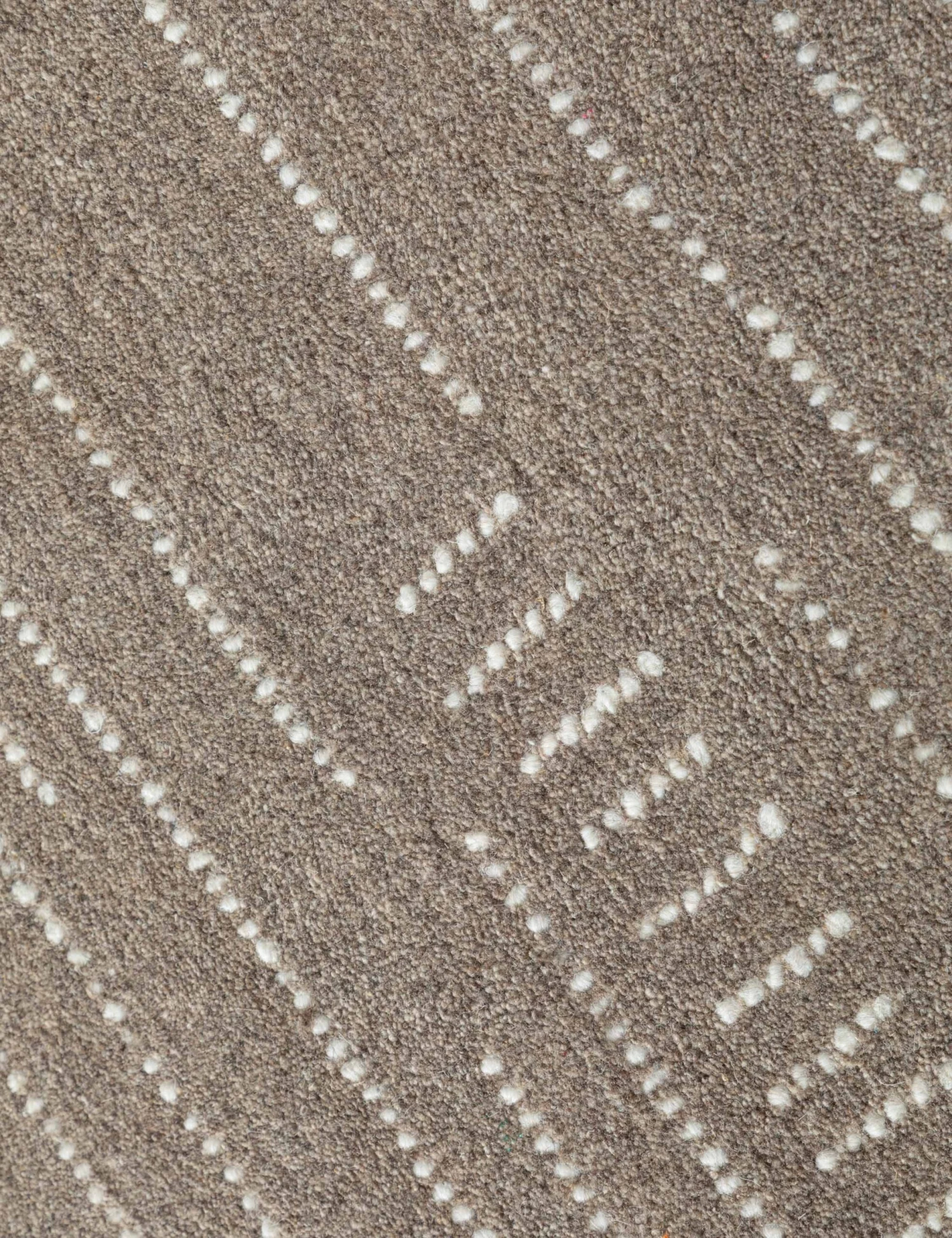 Kanda Hand-Tufted Wool Rug 10 Kanda Hand-Tufted Wool Rug - Image 8