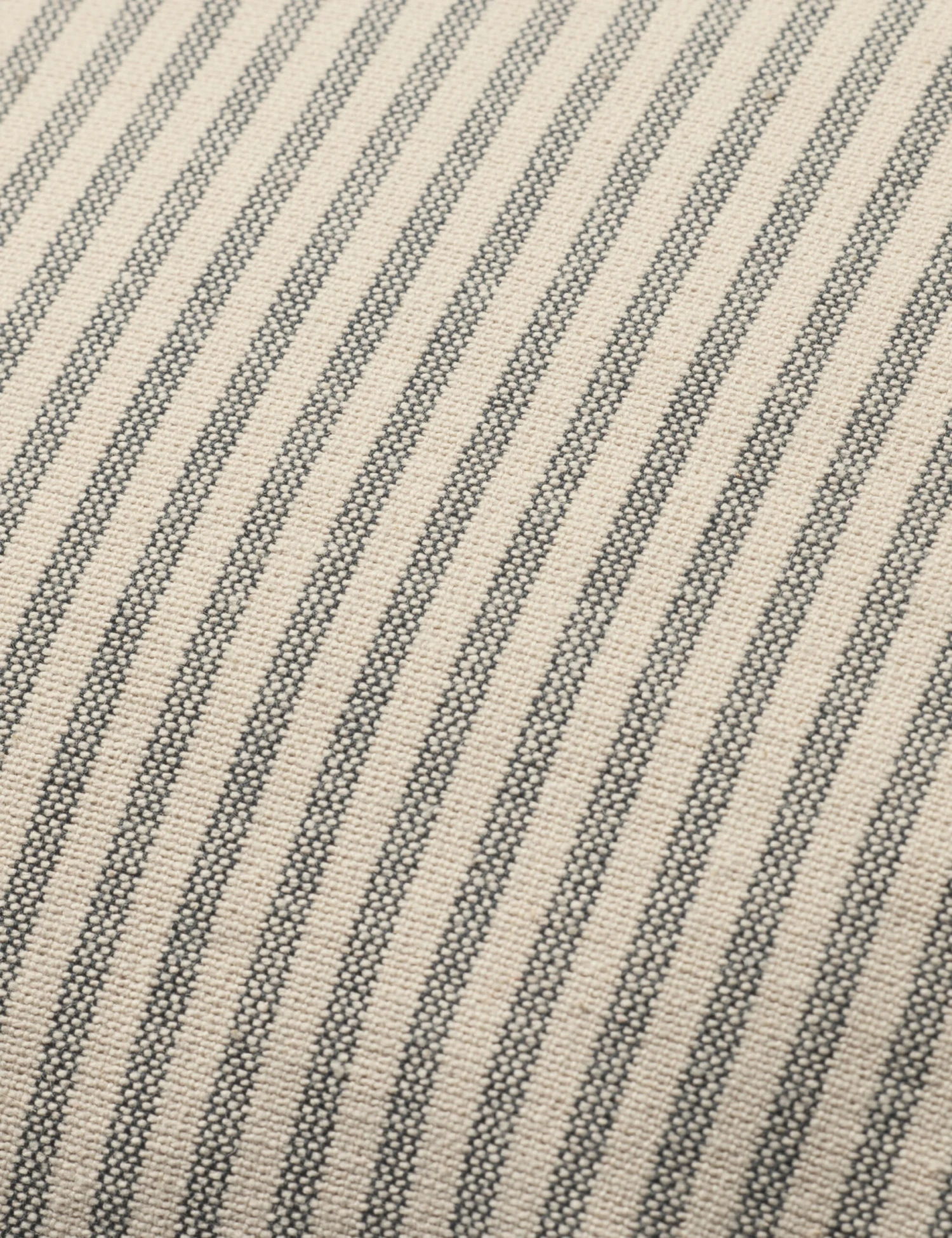 Sullivan Pillow By Jeremiah Brent X Loloi 17 Sullivan Pillow By Jeremiah Brent X Loloi - Image 15