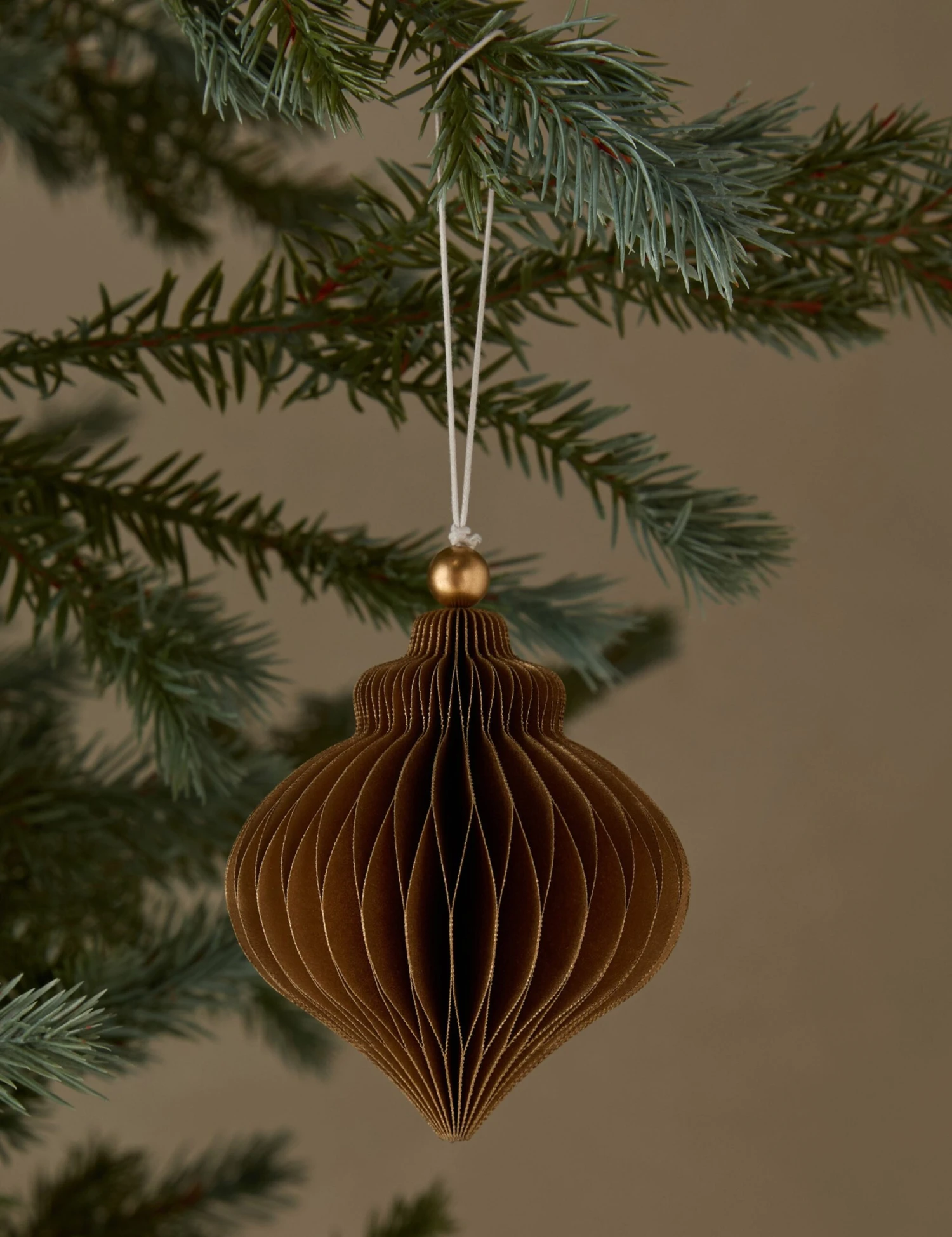 Revel Paper Ornaments (set Of 3) 5 Revel Paper Ornaments (set Of 3) - Image 3
