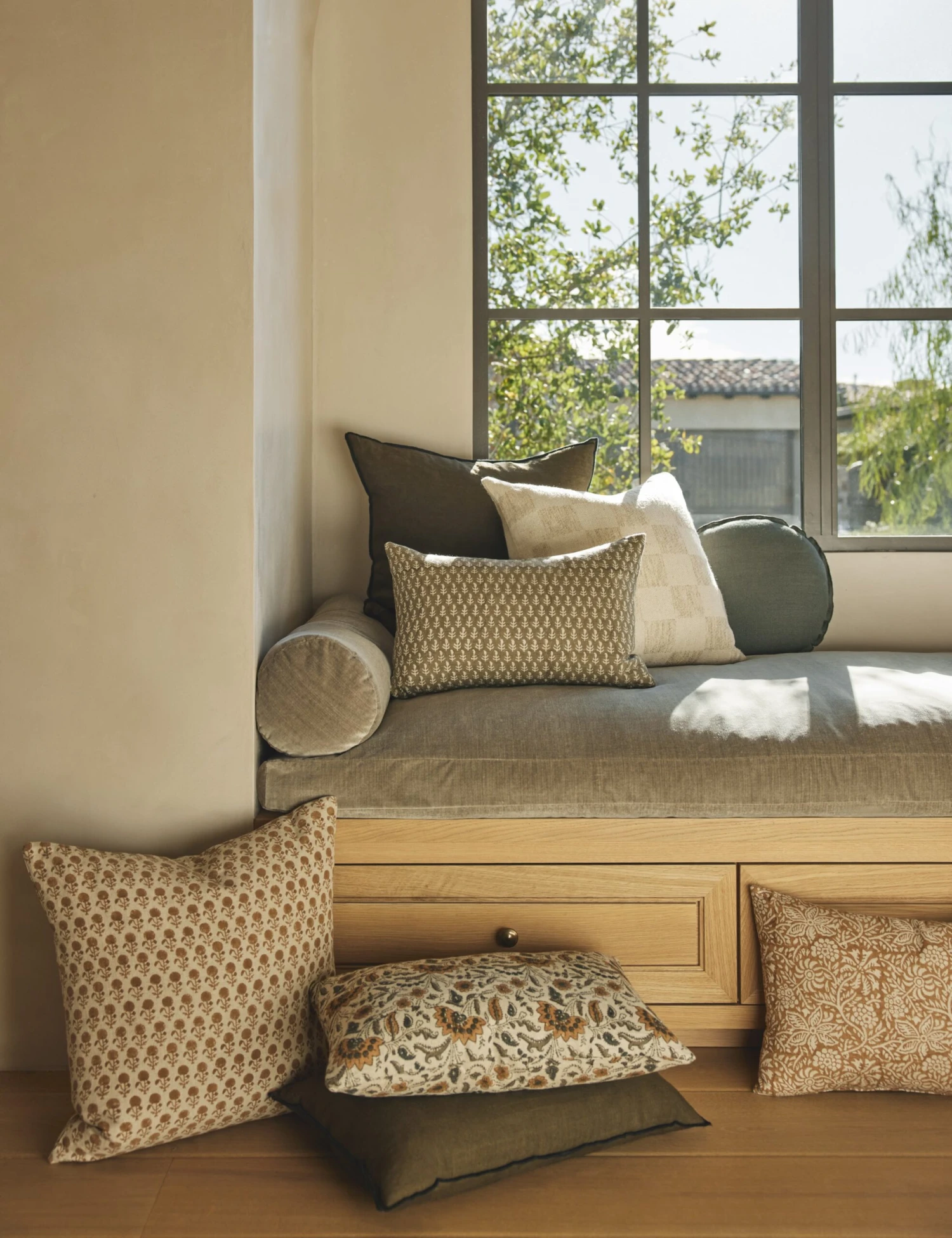 Clea Linen Pillow 14 Clea Linen Pillow - Image 12