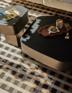 Vela Concreto Candle By La Boticá -Home Decor Sale Lulu and Georgia SSS Living1 0654 LIFESTYLE Site Crop Lifestyle e551fa71 2a92 45d7 8e07 67d4b481134a