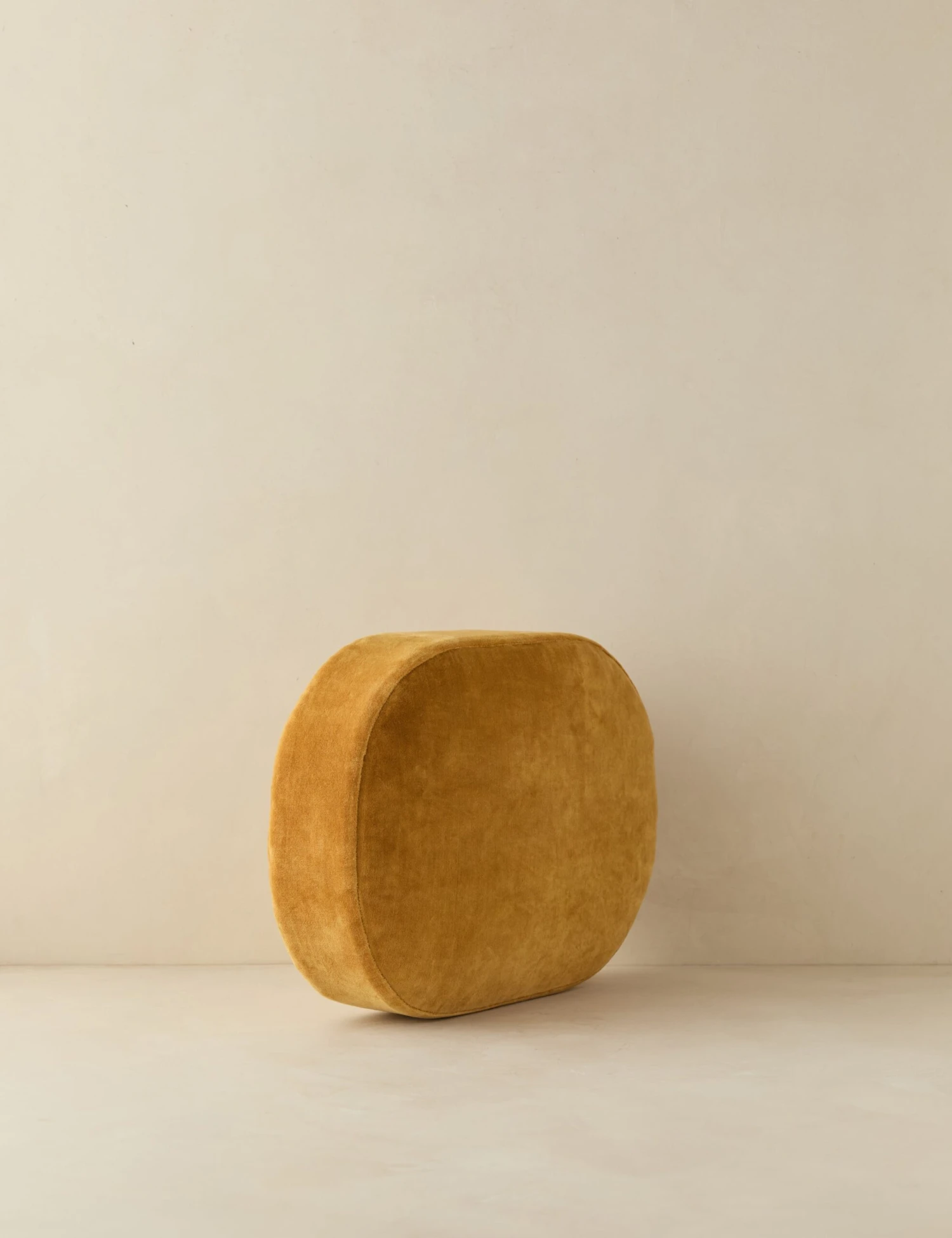 SolingerVelvet Pill Pillow 10 SolingerVelvet Pill Pillow - Image 8