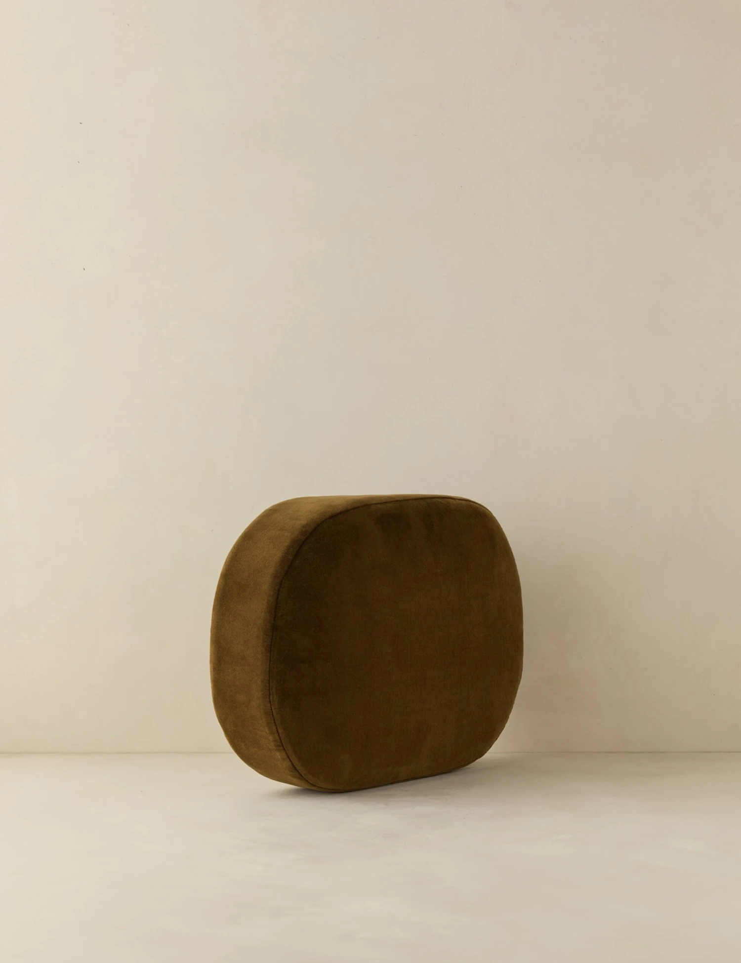 SolingerVelvet Pill Pillow 13 SolingerVelvet Pill Pillow - Image 11