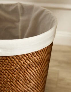 Tyna Rattan Lidded Hamper -Home Decor Sale Lulu and Georgia TynaRoundLiddedHamper Lined A0660713 815 Product