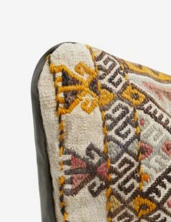 Ebrar Vintage Lumbar Pillow -Home Decor Sale MysteryVinatgePillow2 A06531351301