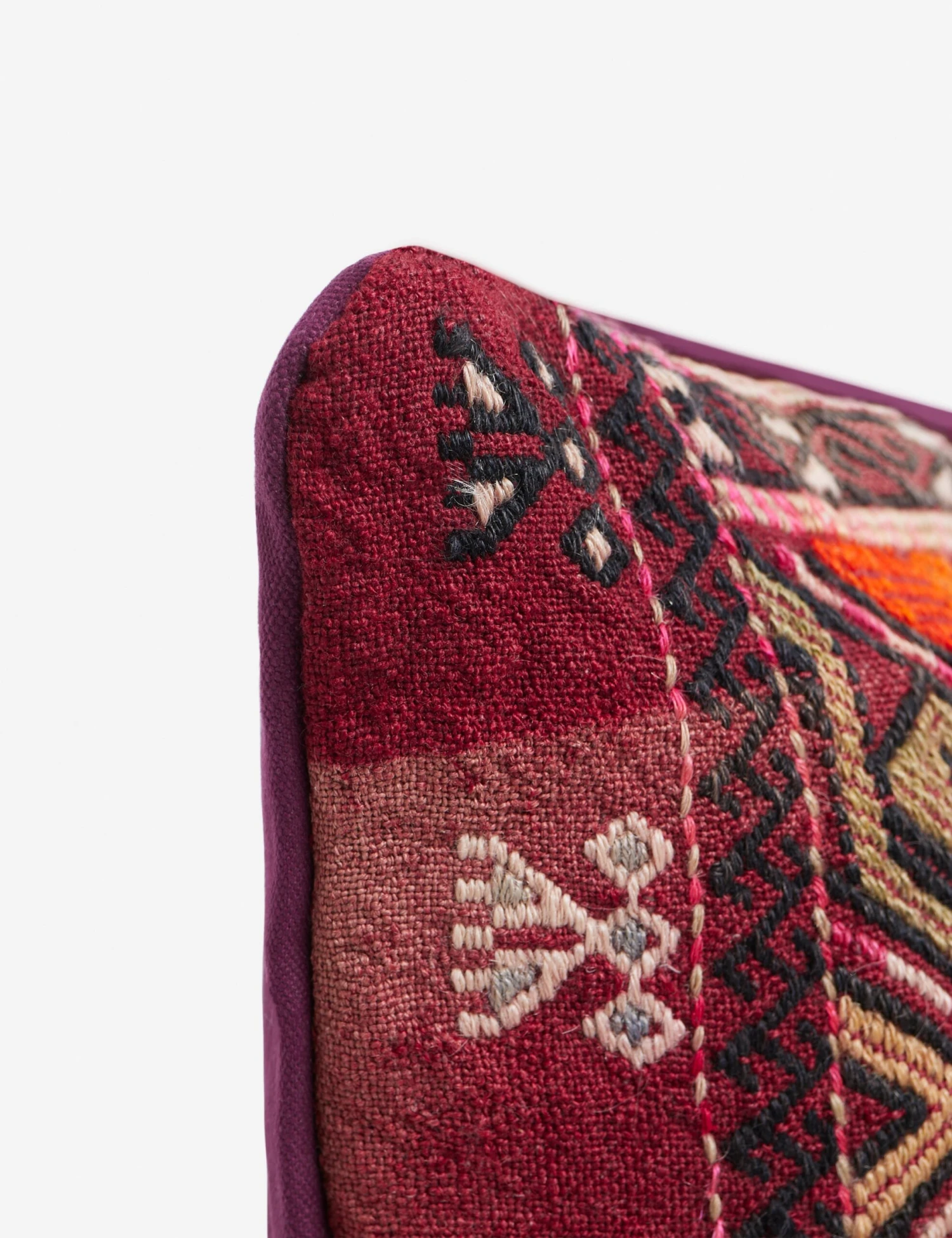 Ekin Vintage Lumbar Pillow 5 Ekin Vintage Lumbar Pillow - Image 3