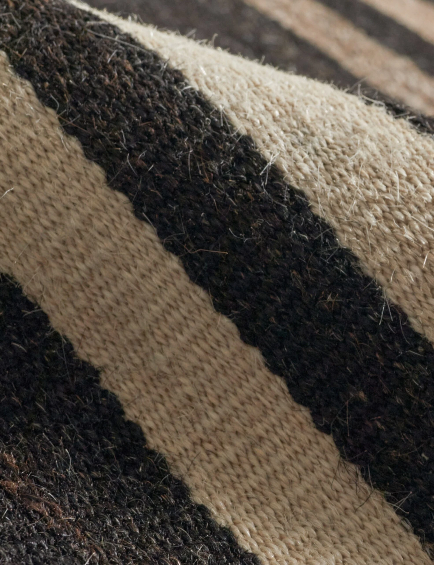 Vintage Kilim Hand-Knotted Wool Rug No. 25, 4'6" X 9' - Image 2