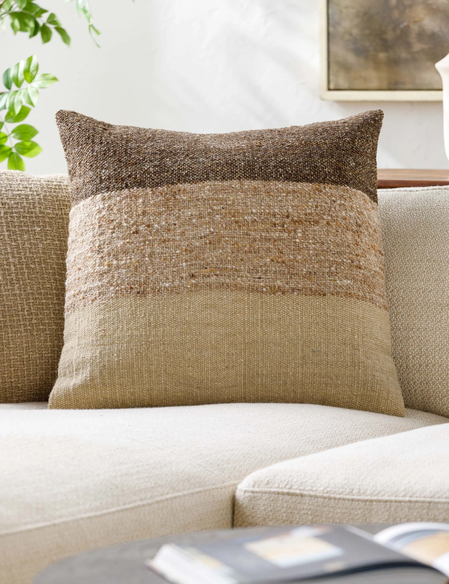 Carmack Pillow 4 Carmack Pillow - Image 2